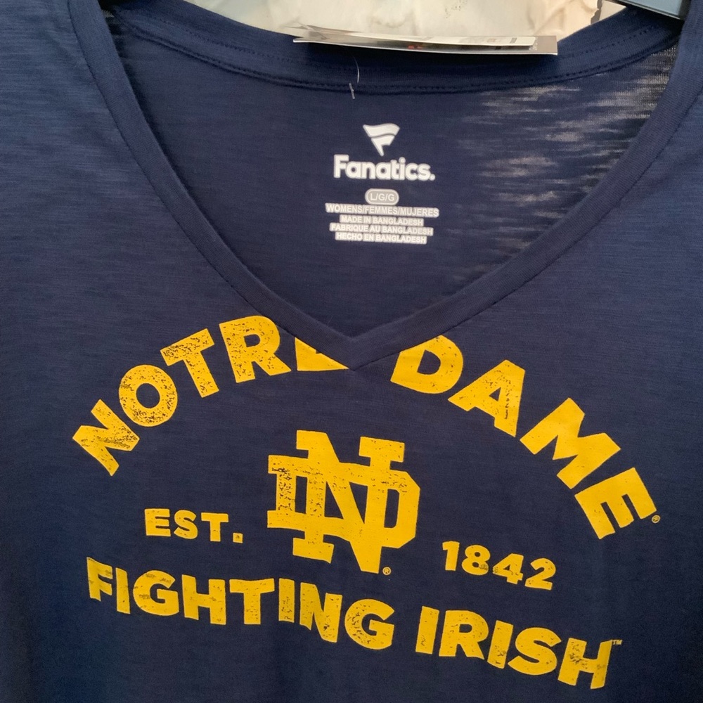 Notre Dame Fighting Irish Navy T shirt NWT